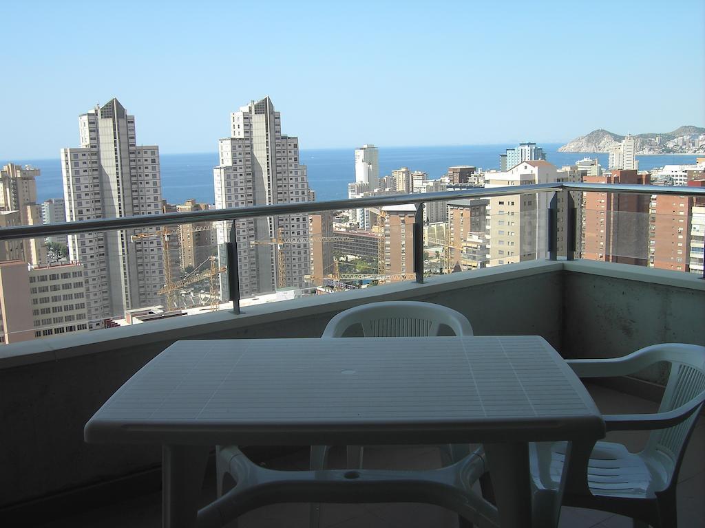 Apartamentos Con Terraza Torre D'Oboe By Renthas Benidorm Værelse billede