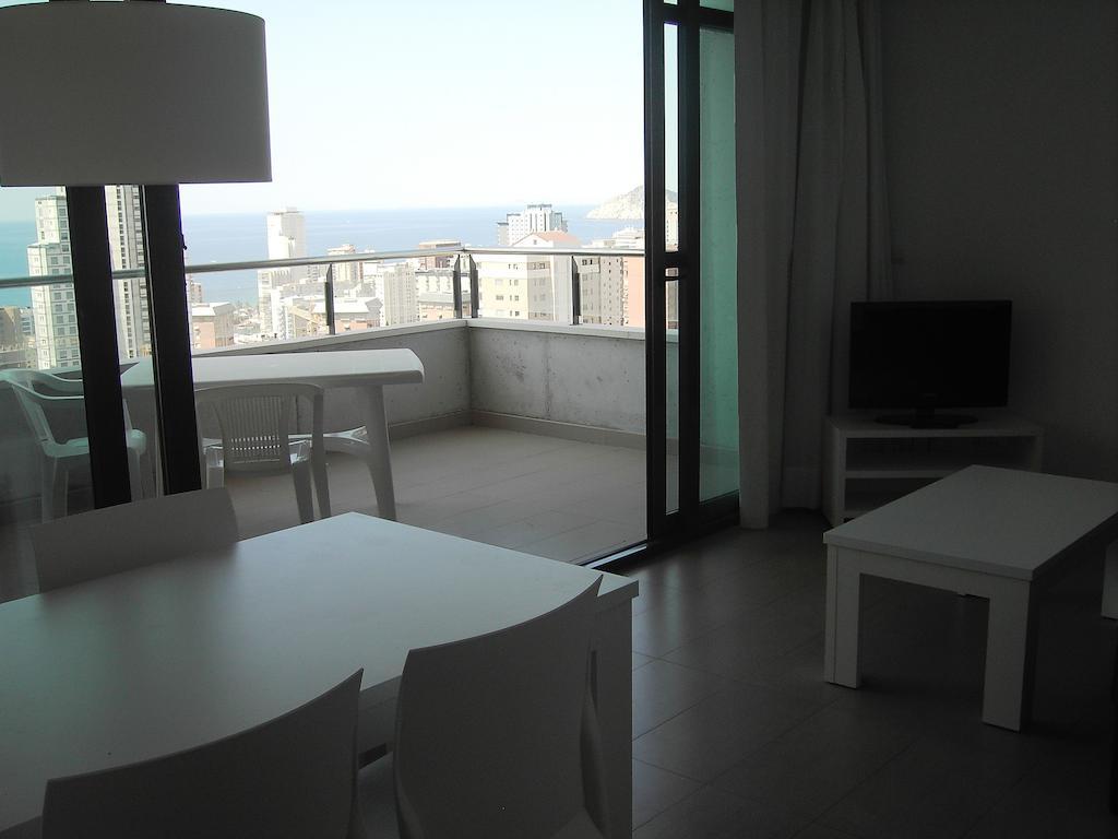 Apartamentos Con Terraza Torre D'Oboe By Renthas Benidorm Værelse billede